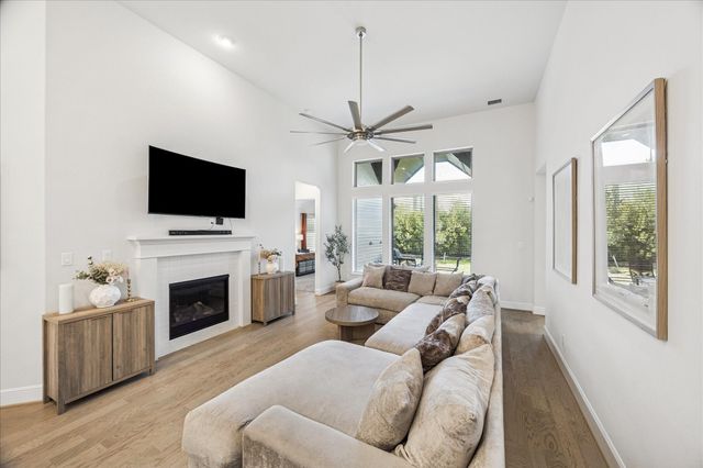 14822 Kingsford Willow Lane, Cypress, TX 77429