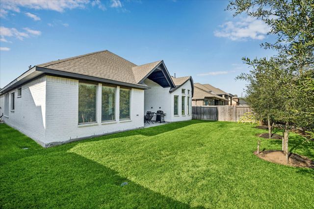 14822 Kingsford Willow Lane, Cypress, TX 77429