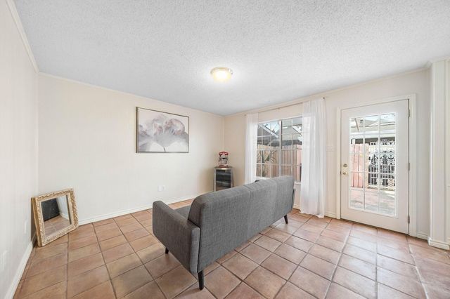 17116 Beaver Springs Drive 7, Houston, TX 77090