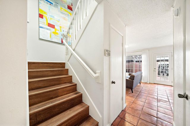 17116 Beaver Springs Drive 7, Houston, TX 77090