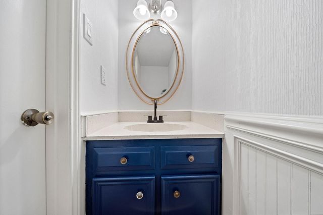 17116 Beaver Springs Drive 7, Houston, TX 77090