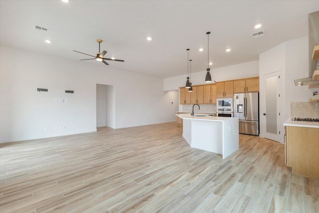 2444 Marble Avenue NE, Rio Rancho, NM 87144