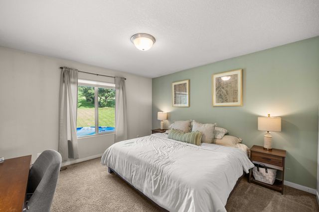 635 N N Street, Indianola, IA 50125