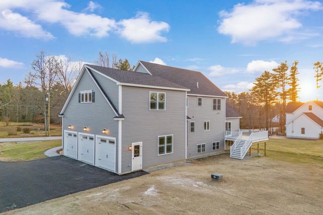 91 Raymond Road, Auburn, NH 03032