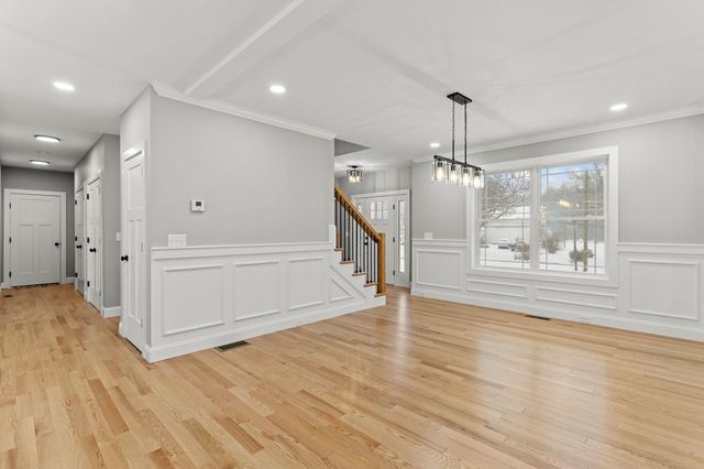 91 Raymond Road, Auburn, NH 03032