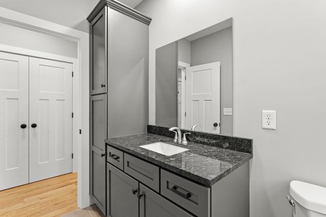 91 Raymond Road, Auburn, NH 03032