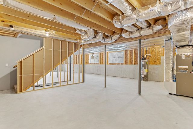 91 Raymond Road, Auburn, NH 03032