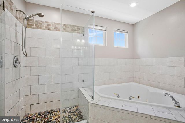 13215 FALLS RD, Cockeysville, MD 21030