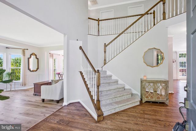 13215 FALLS RD, Cockeysville, MD 21030