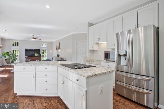 13215 FALLS RD, Cockeysville, MD 21030