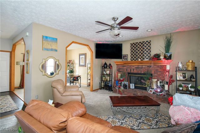 5946 N Mayflower Drive, Lorain, OH 44053