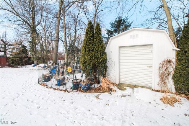 5946 N Mayflower Drive, Lorain, OH 44053