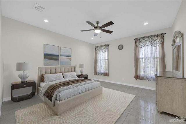 3817 Santa Fe Street, Edinburg, TX 78542