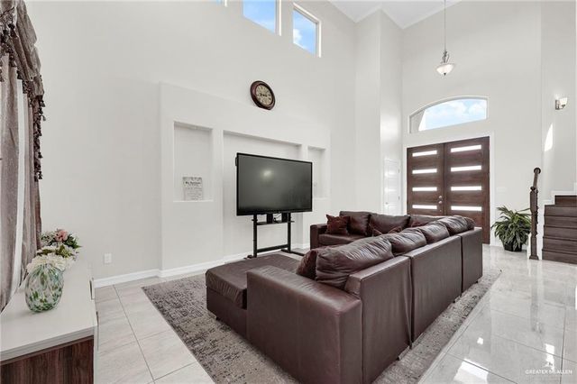 3817 Santa Fe Street, Edinburg, TX 78542