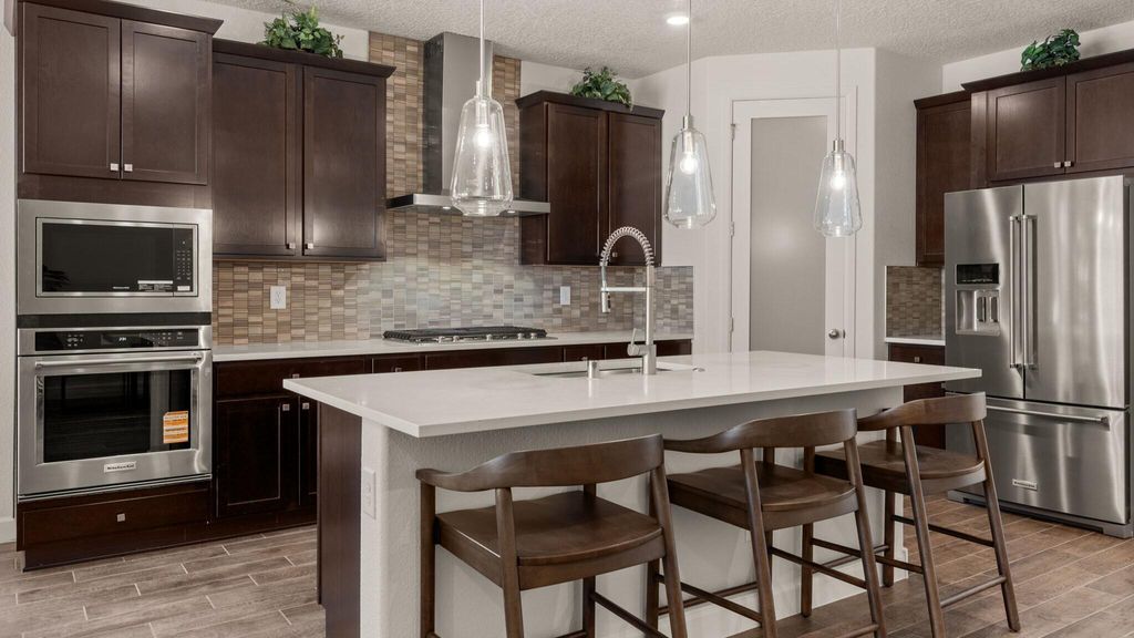 Image 6 of property listing at 6723 Clayton Drive NE, Rio Rancho, NM 87144