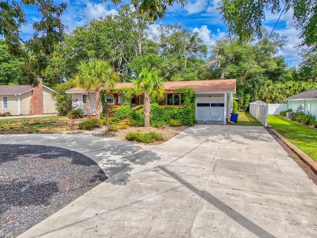 807 Bellamy Dr., North Myrtle Beach, SC 29582