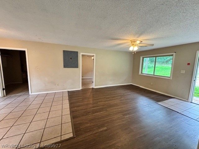4702 Baugh Road, Alma, AR 72921