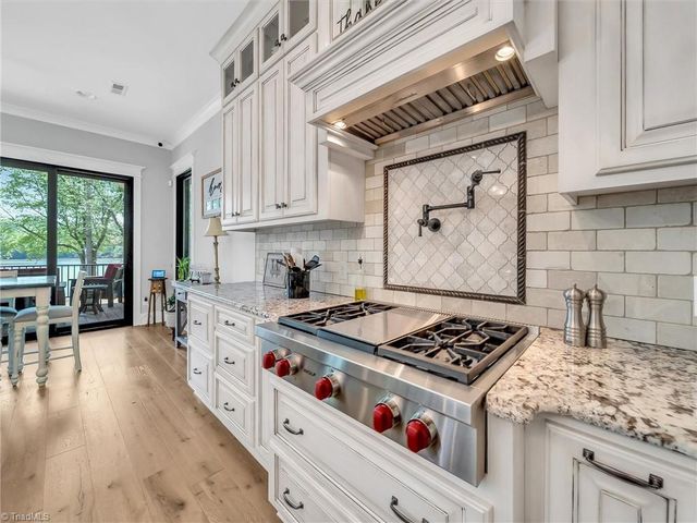1579 Sunset Pointe Drive, Salisbury, NC 28146