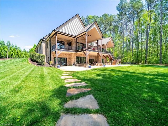 1579 Sunset Pointe Drive, Salisbury, NC 28146