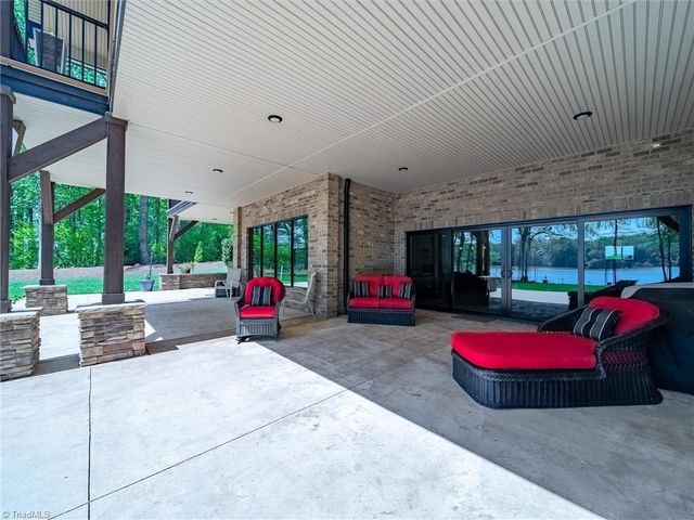 1579 Sunset Pointe Drive, Salisbury, NC 28146