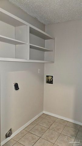 7240 Hilburn Rd 1D, Pensacola, FL 32504