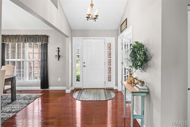 136 Stonebridge Crossing Drive, Maryville, IL 62062