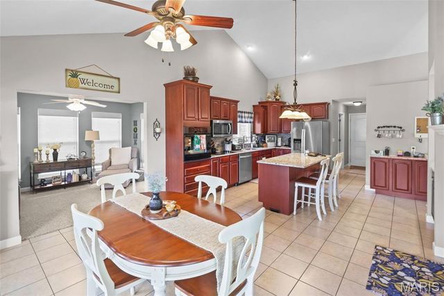 136 Stonebridge Crossing Drive, Maryville, IL 62062