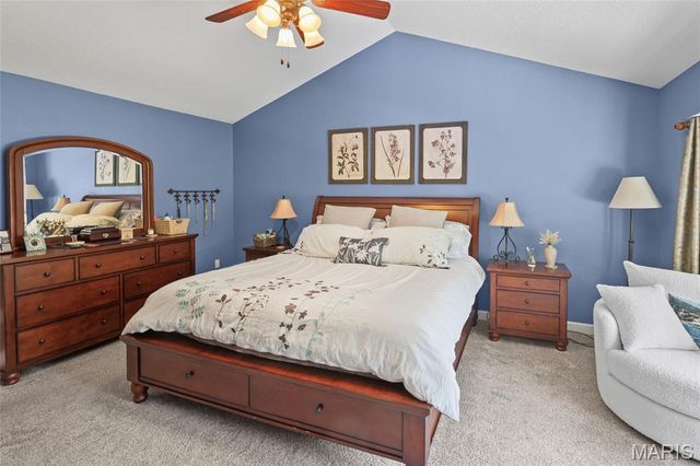 136 Stonebridge Crossing Drive, Maryville, IL 62062