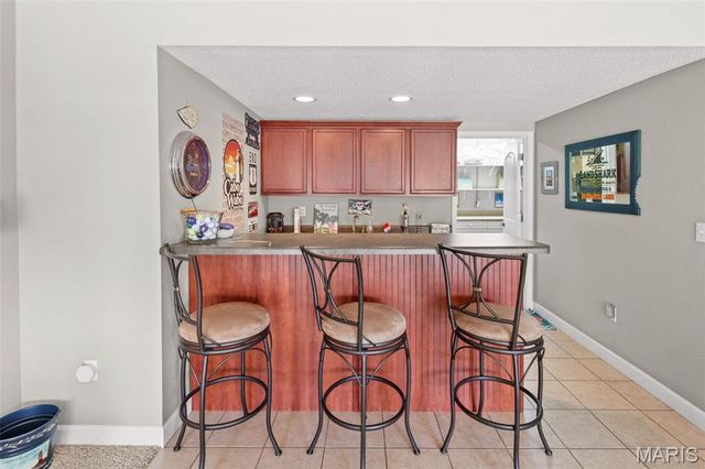 136 Stonebridge Crossing Drive, Maryville, IL 62062
