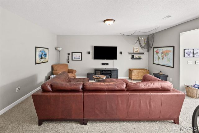136 Stonebridge Crossing Drive, Maryville, IL 62062