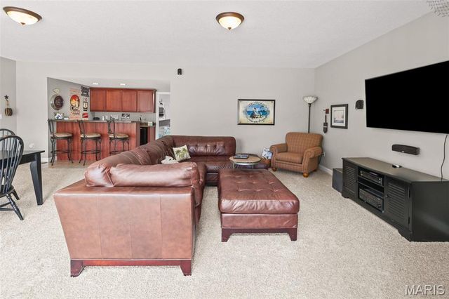 136 Stonebridge Crossing Drive, Maryville, IL 62062