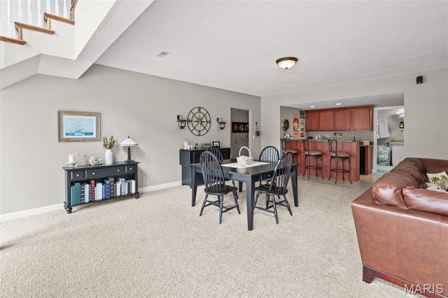 136 Stonebridge Crossing Drive, Maryville, IL 62062