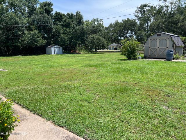 7904 Point Aux Chenes Road, Ocean Springs, MS 39564