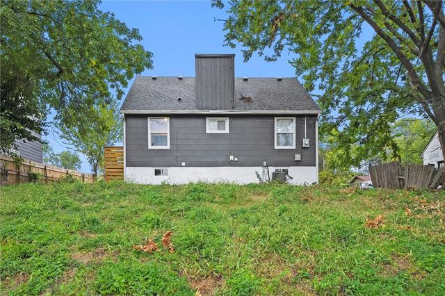 7509 E 50th Street, Raytown, MO 64129