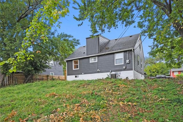 7509 E 50th Street, Raytown, MO 64129