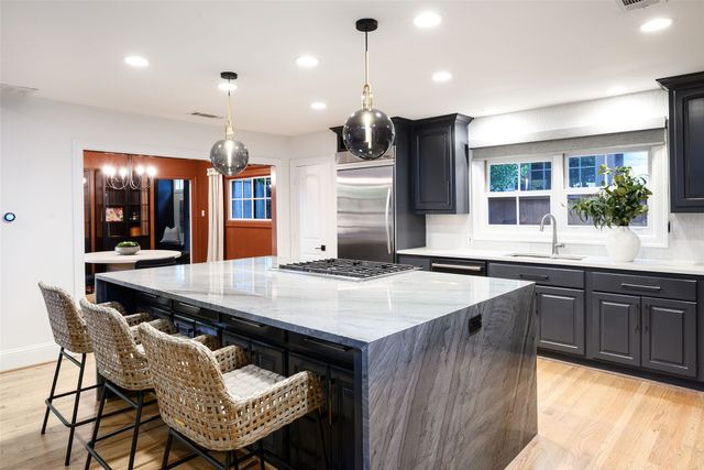 7702 Bryn Mawr Drive, Dallas, TX 75225