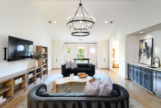 7702 Bryn Mawr Drive, Dallas, TX 75225