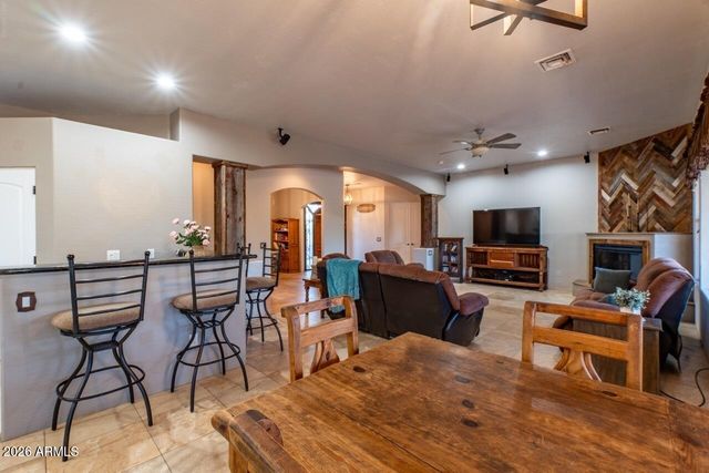 3982 E SUNNYDALE Drive, Queen Creek, AZ 85142