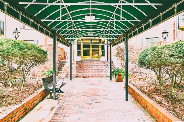 28214 Plantation NE Drive, Atlanta, GA 30324