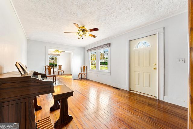 163 Cleveland Avenue, Hartwell, GA 30643