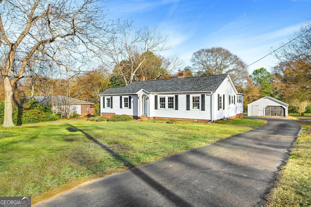 163 Cleveland Avenue, Hartwell, GA 30643