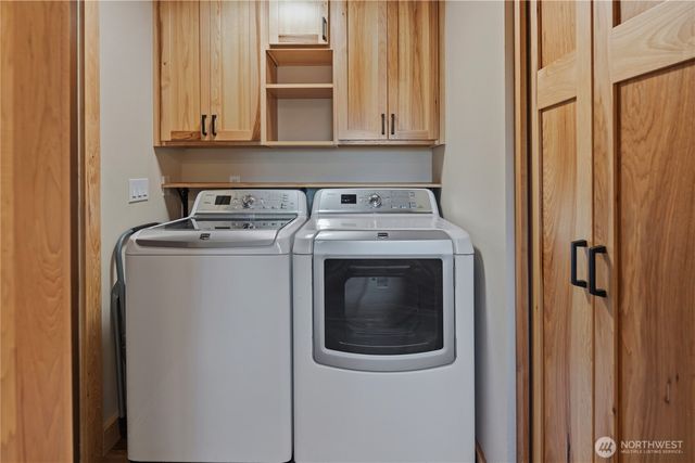 127 Lake Terrace Drive, Mossyrock, WA 98564