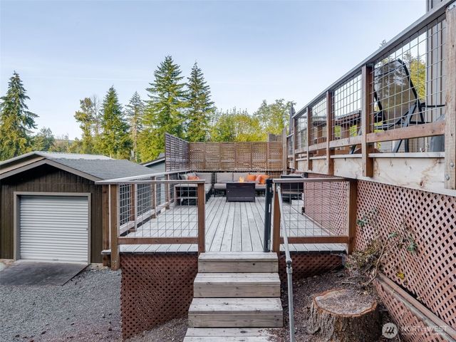 127 Lake Terrace Drive, Mossyrock, WA 98564