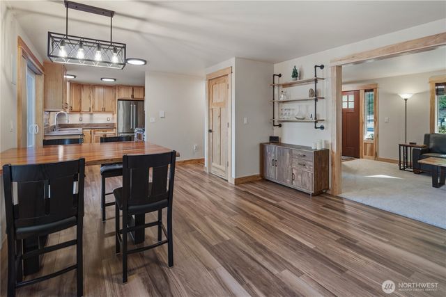 127 Lake Terrace Drive, Mossyrock, WA 98564