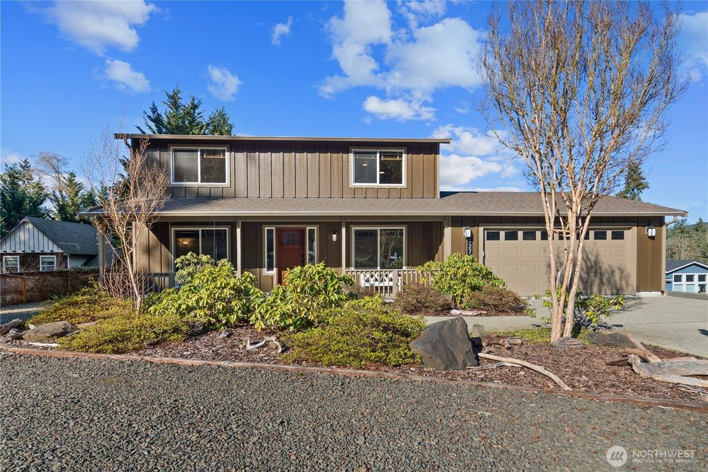 127 Lake Terrace Drive, Mossyrock, WA 98564