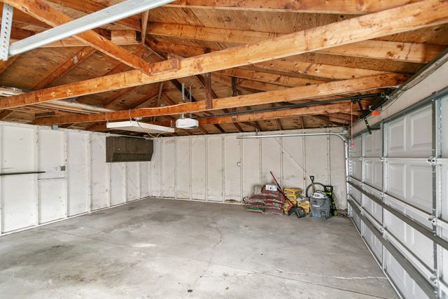 807 Blackhawk Drive, University Park, IL 60484