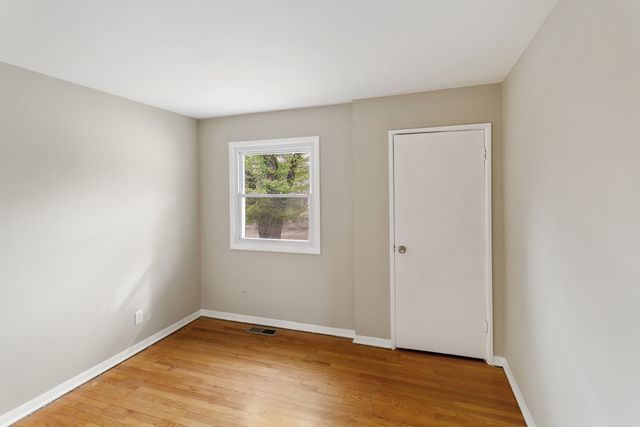 807 Blackhawk Drive, University Park, IL 60484