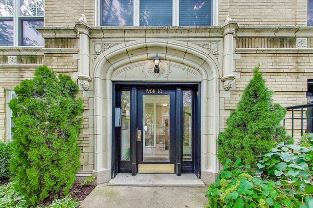 1908 W CHASE Avenue 103, Chicago, IL 60626