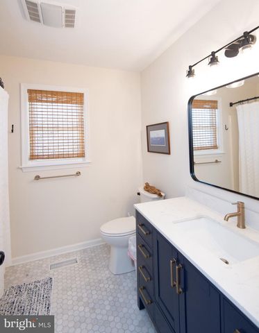 114 SECOND ST, Secretary, MD 21664