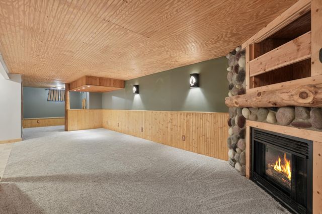 2344 Cowern Place E, North Saint Paul, MN 55109